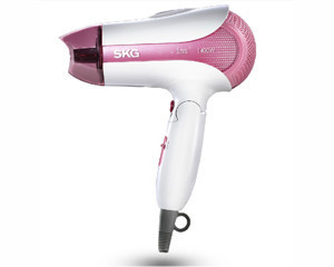 SKG 5103电吹风深度评测 性能、价格与用户反馈全解析